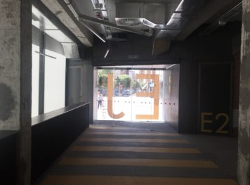 Rehanilitación-espacio-jóven-en-calle-olmo